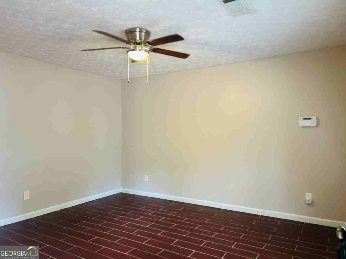 140 Summerwood Dr Unit 140 - Photo 2 of 25