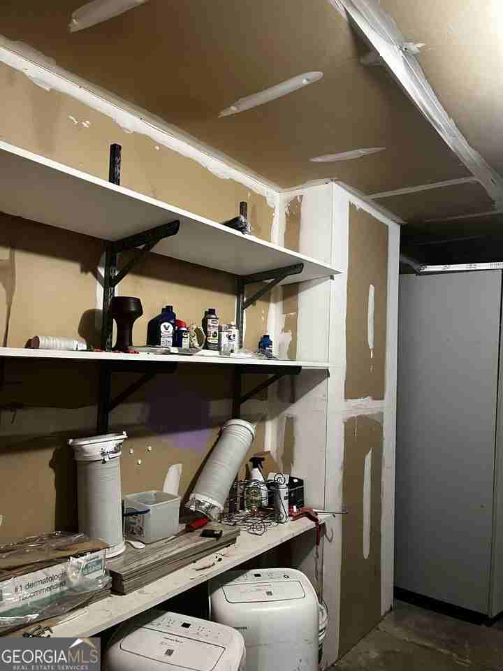 6675 Princeton Park Ct - Photo 6 of 9