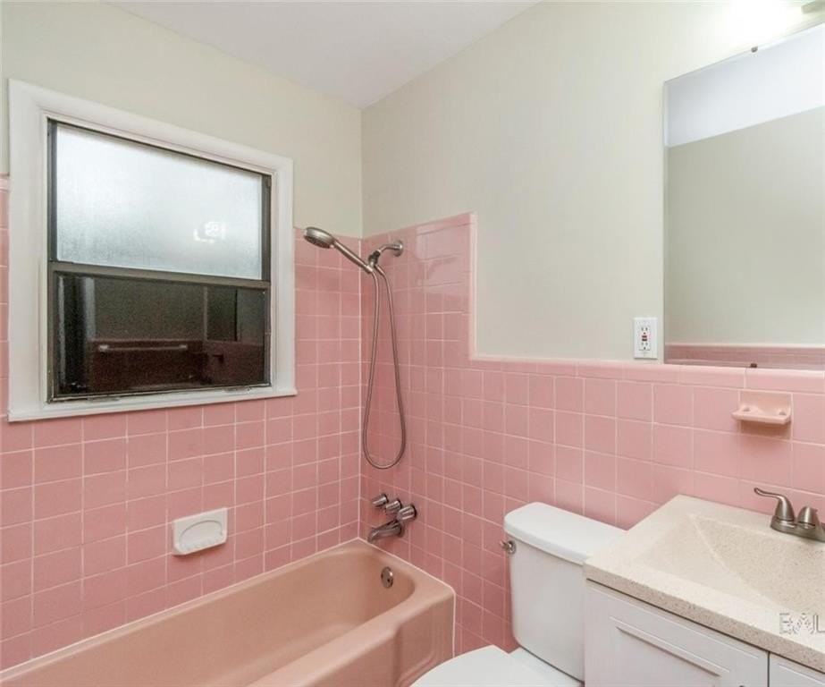 2655 N Harbor Dr - Photo 7 of 12