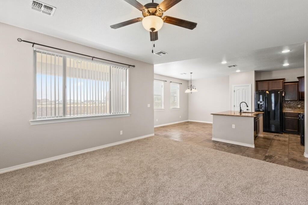 12664 Azulejos St - Photo 4 of 36