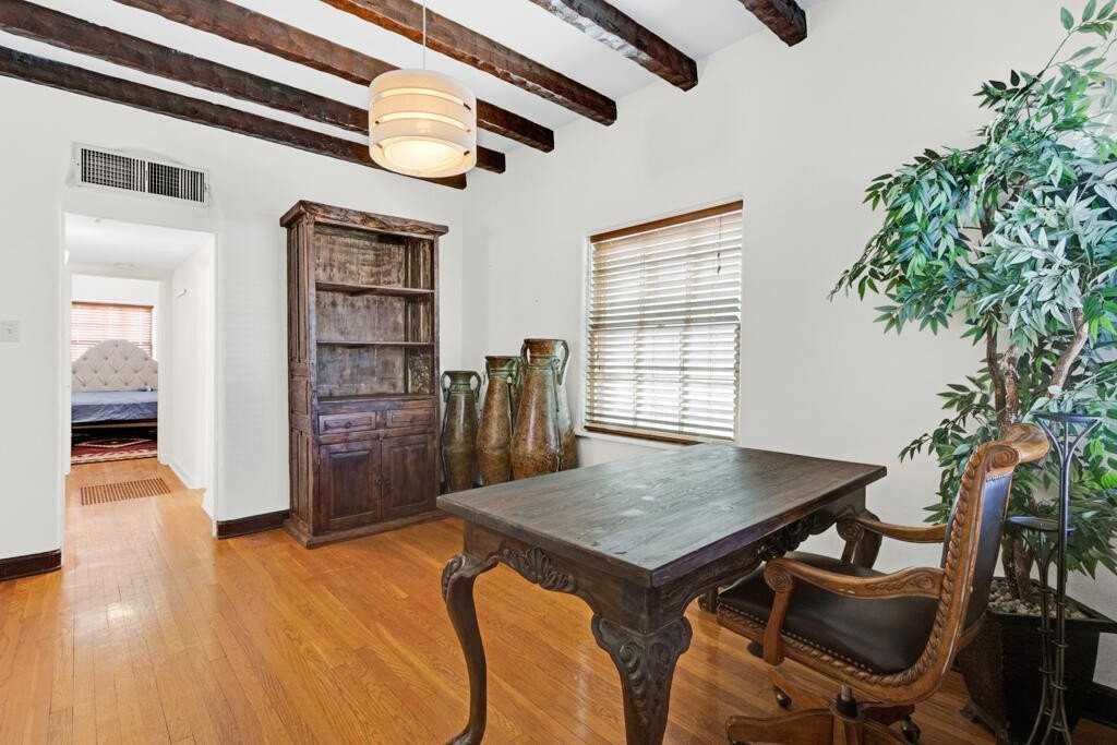 2708 Richmond Ave Unit A - Photo 7 of 26