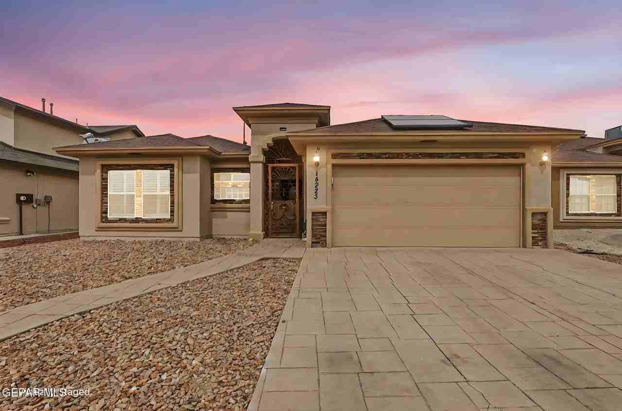 14223 Craggy Rock Ave - Photo 2 of 35