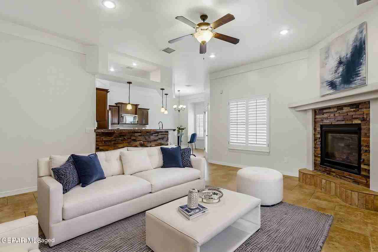 14223 Craggy Rock Ave - Photo 7 of 35