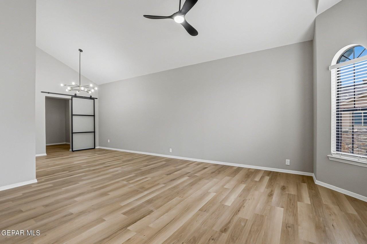 6808 Marble Canyon Dr - Photo 7 of 42