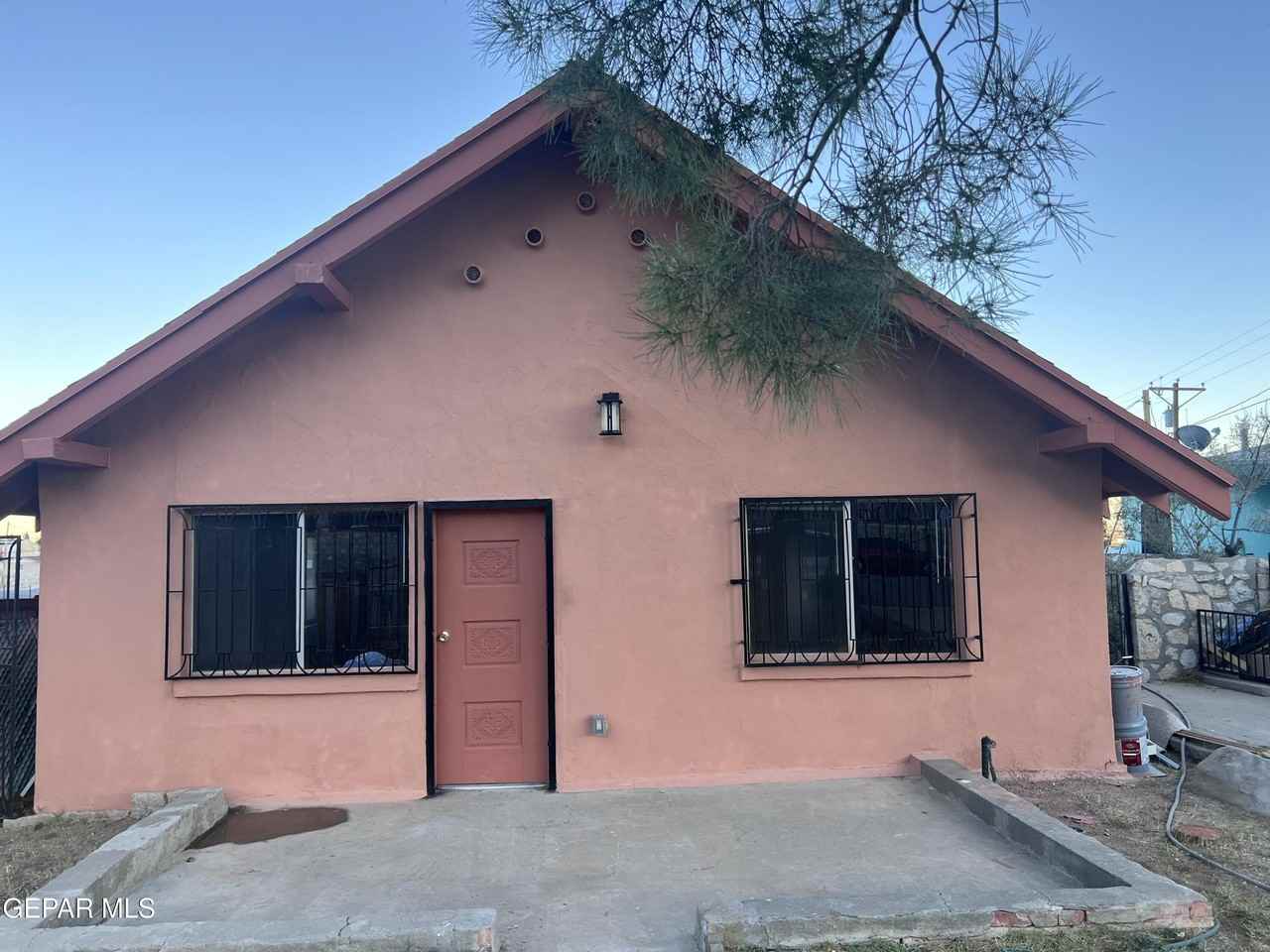 1814 Kentucky St - Photo 2 of 30