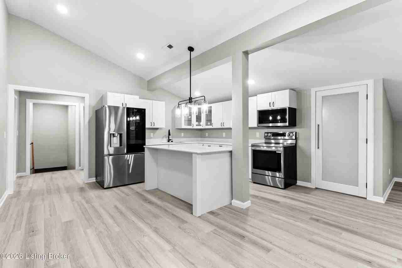 58 Riverside Ln - Photo 6 of 46