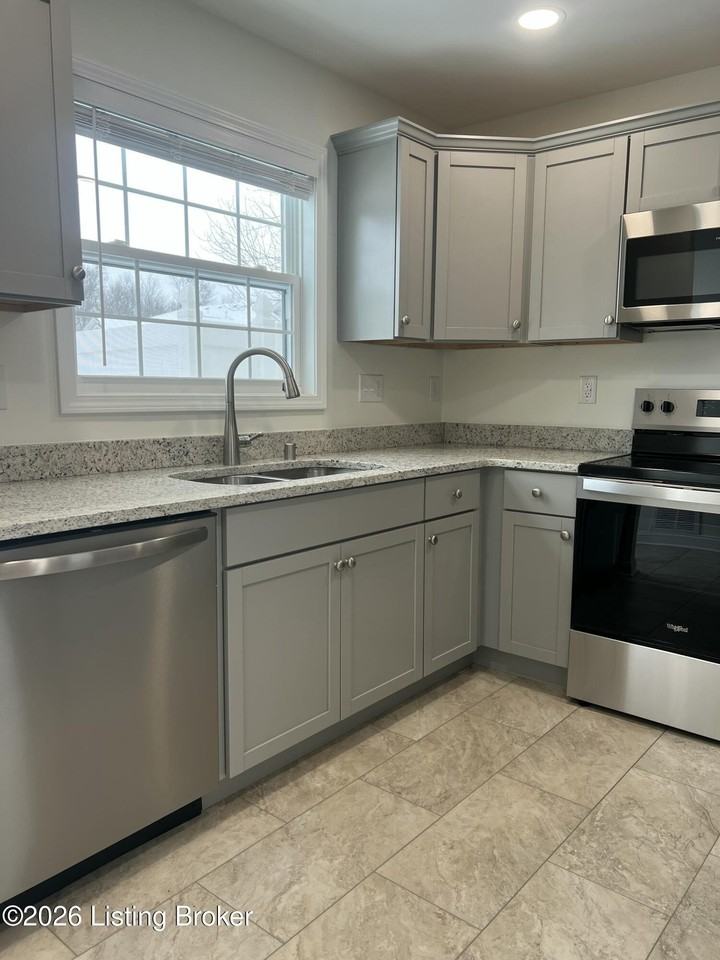 506 Jurich Ct - Photo 6 of 20