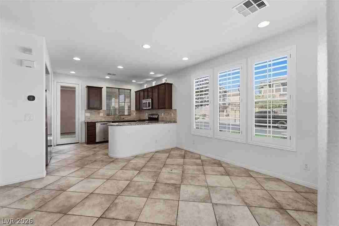 11233 Corsica Mist Ave - Photo 4 of 22