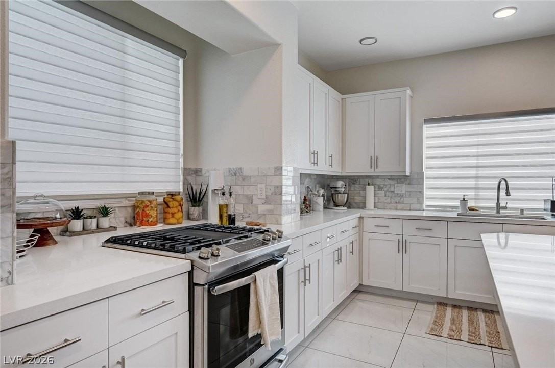 6723 Tangled Vines Ave