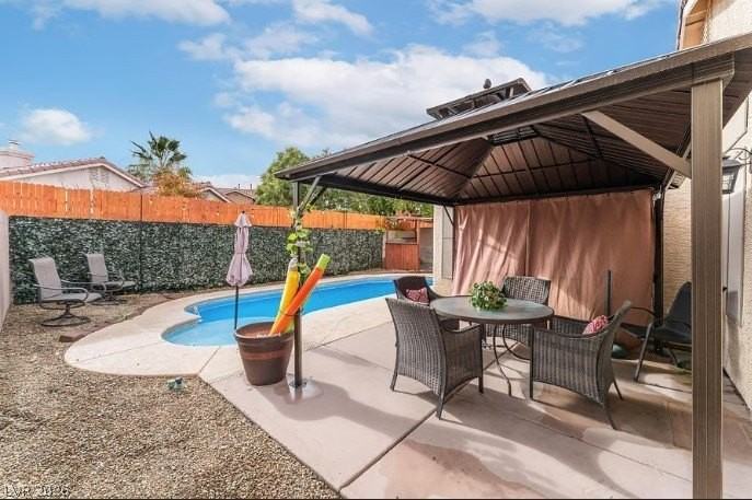 6669 Lucky Strike Way - Photo 3 of 20