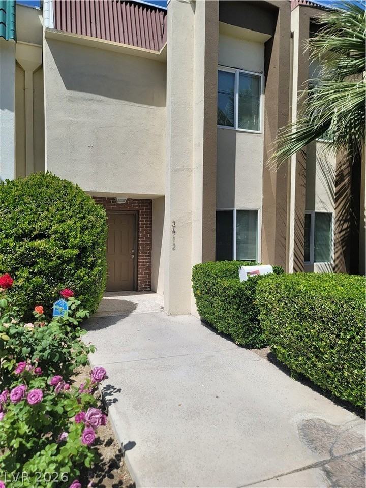 3412 Townhouse Dr - Photo 2 of 50