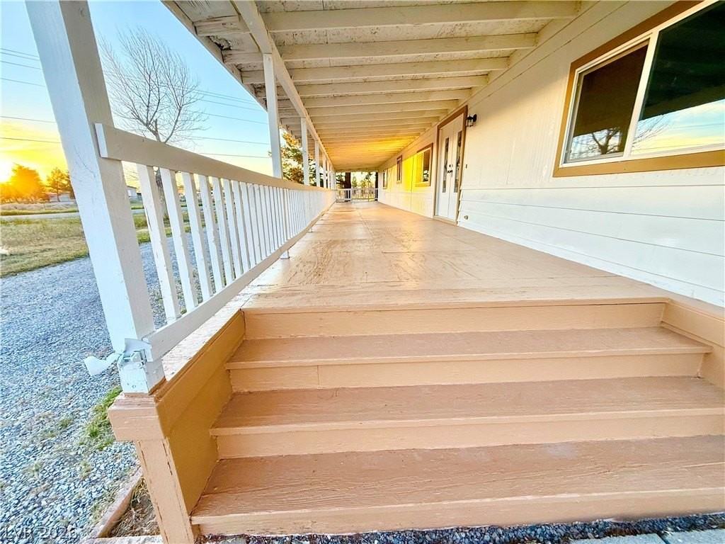 1480 W Irons St - Photo 4 of 26