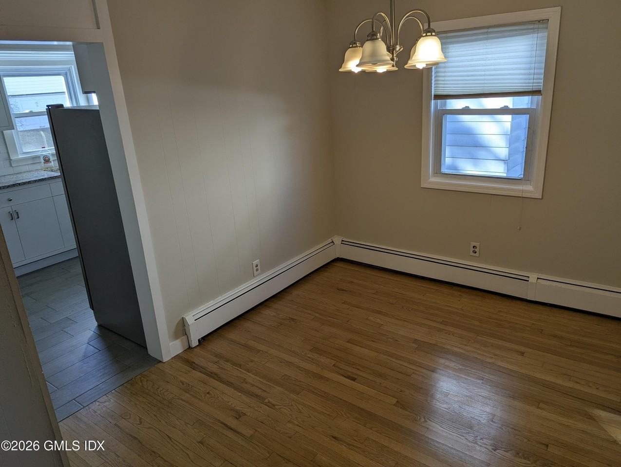 67 Avery St - Photo 3 of 12