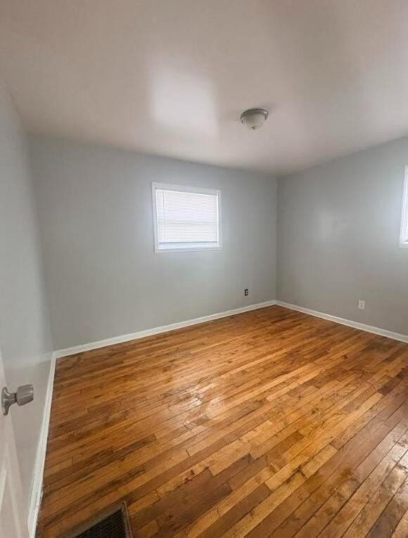 16878 Salem St - Photo 5 of 10