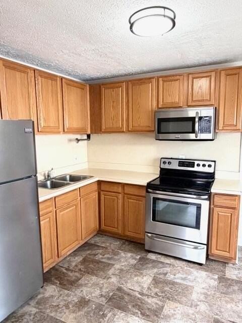 6334 Hampden St - Photo 6 of 10