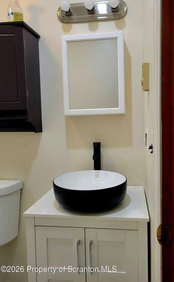 Sanders Ct - Photo 6 of 19