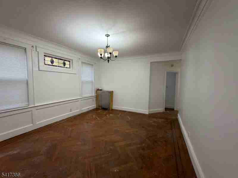 205 Chancellor Ave #1 - Photo 4 of 14