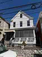 featured image of 15 Cutler St