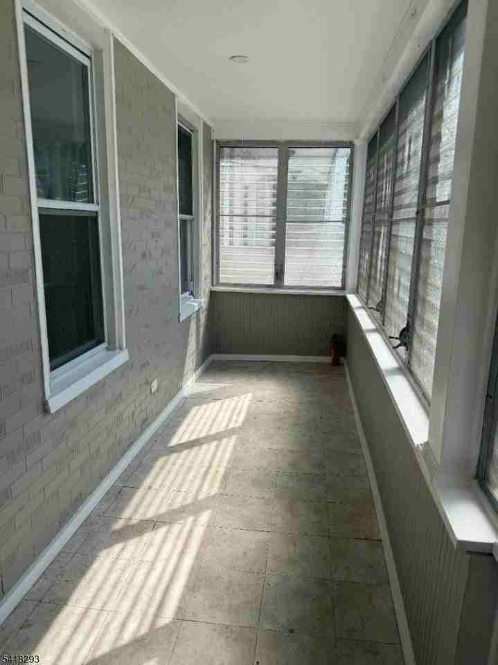 15 Cutler St - Photo 3 of 15