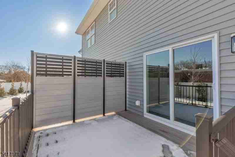 158 N Auten Ave - Photo 7 of 39