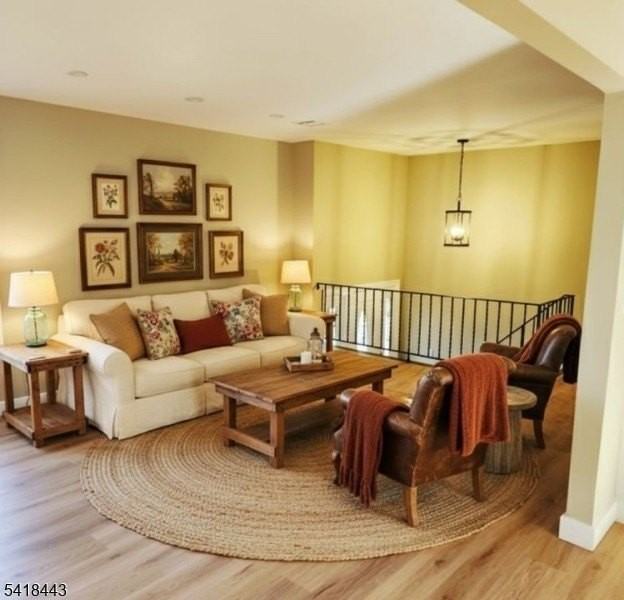 316 Stonetown Rd - Photo 5 of 18