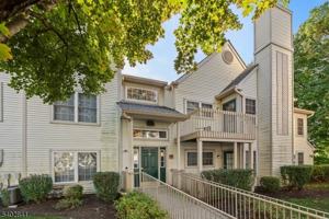 featured image of 11 Evergreen Dr #63