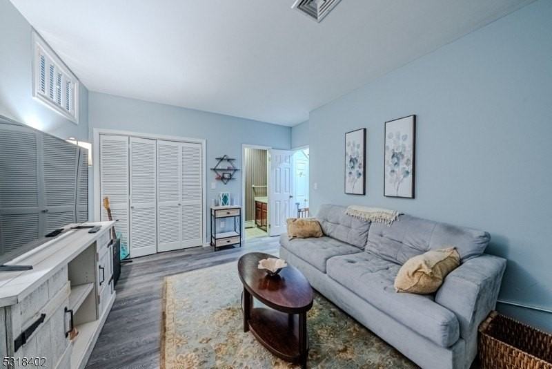 6 Magnolia Ln - Photo 5 of 45