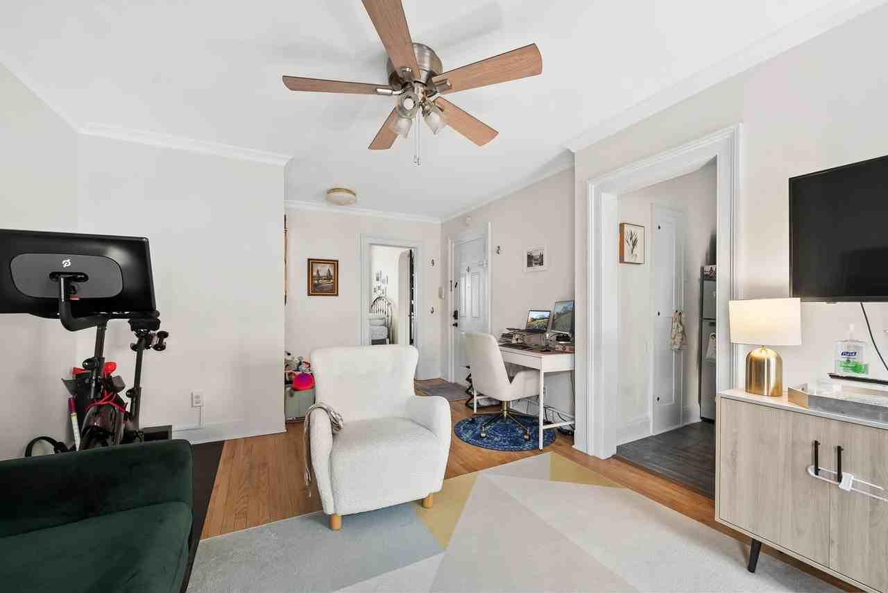 507 Park Ave #3 - Photo 5 of 13