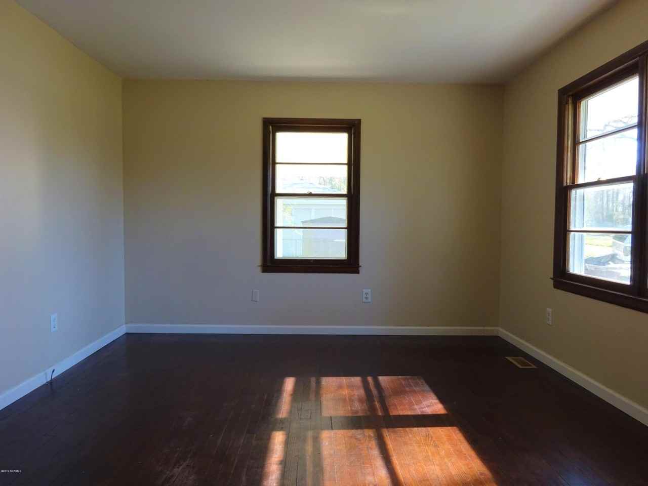 2109 Pony Farm Rd - Photo 2 of 21