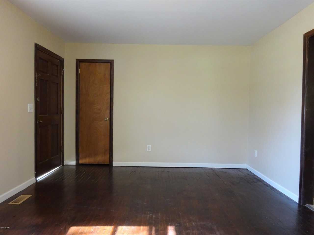 2109 Pony Farm Rd - Photo 3 of 21