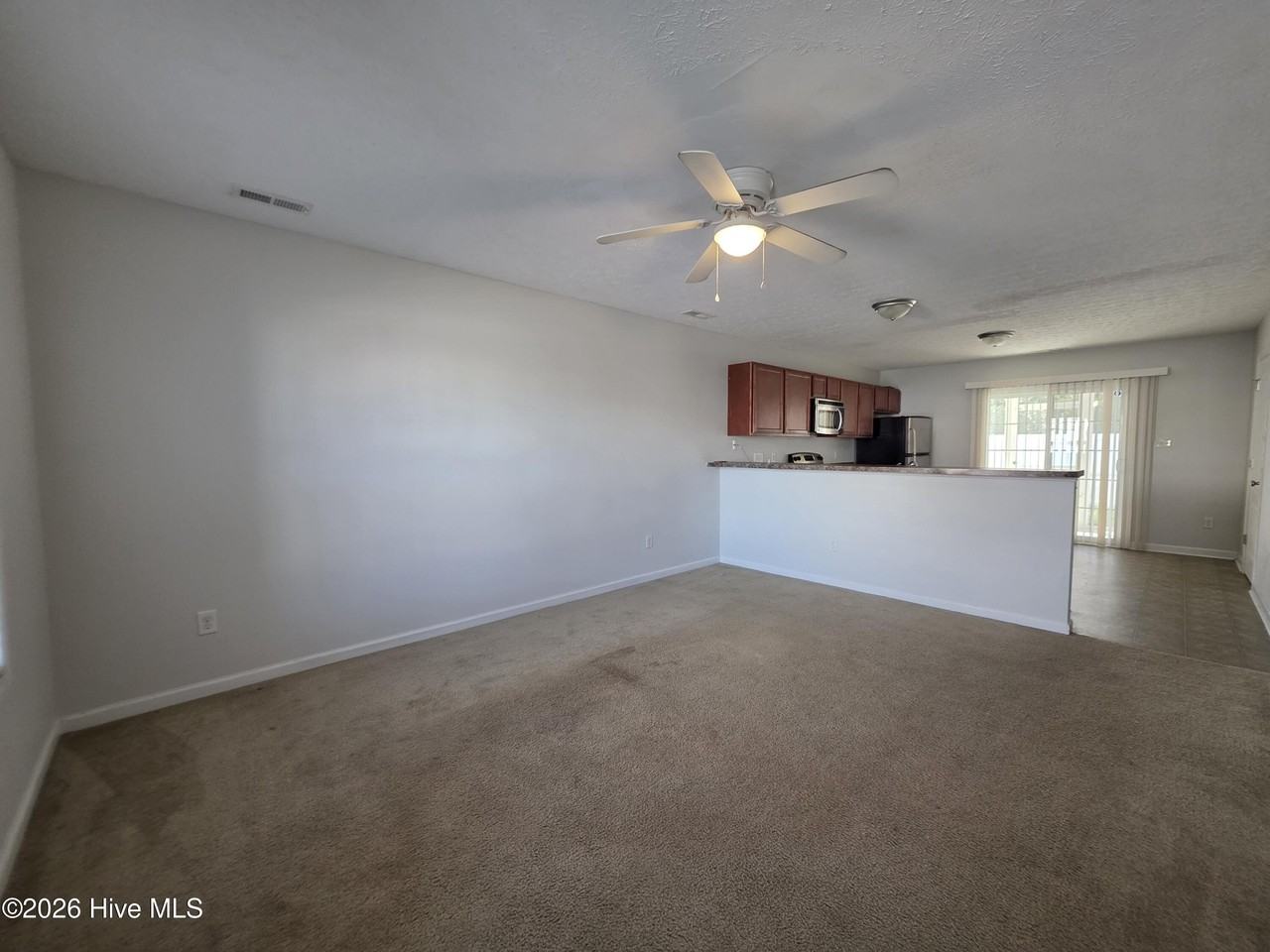 433 Falls Cv - Photo 2 of 11