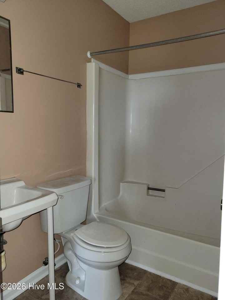1619 Halltown Rd Apt 3 - Photo 2 of 8