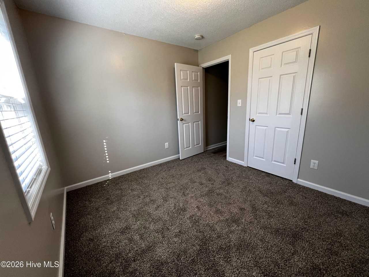 144 Charlton Rd - Photo 5 of 5