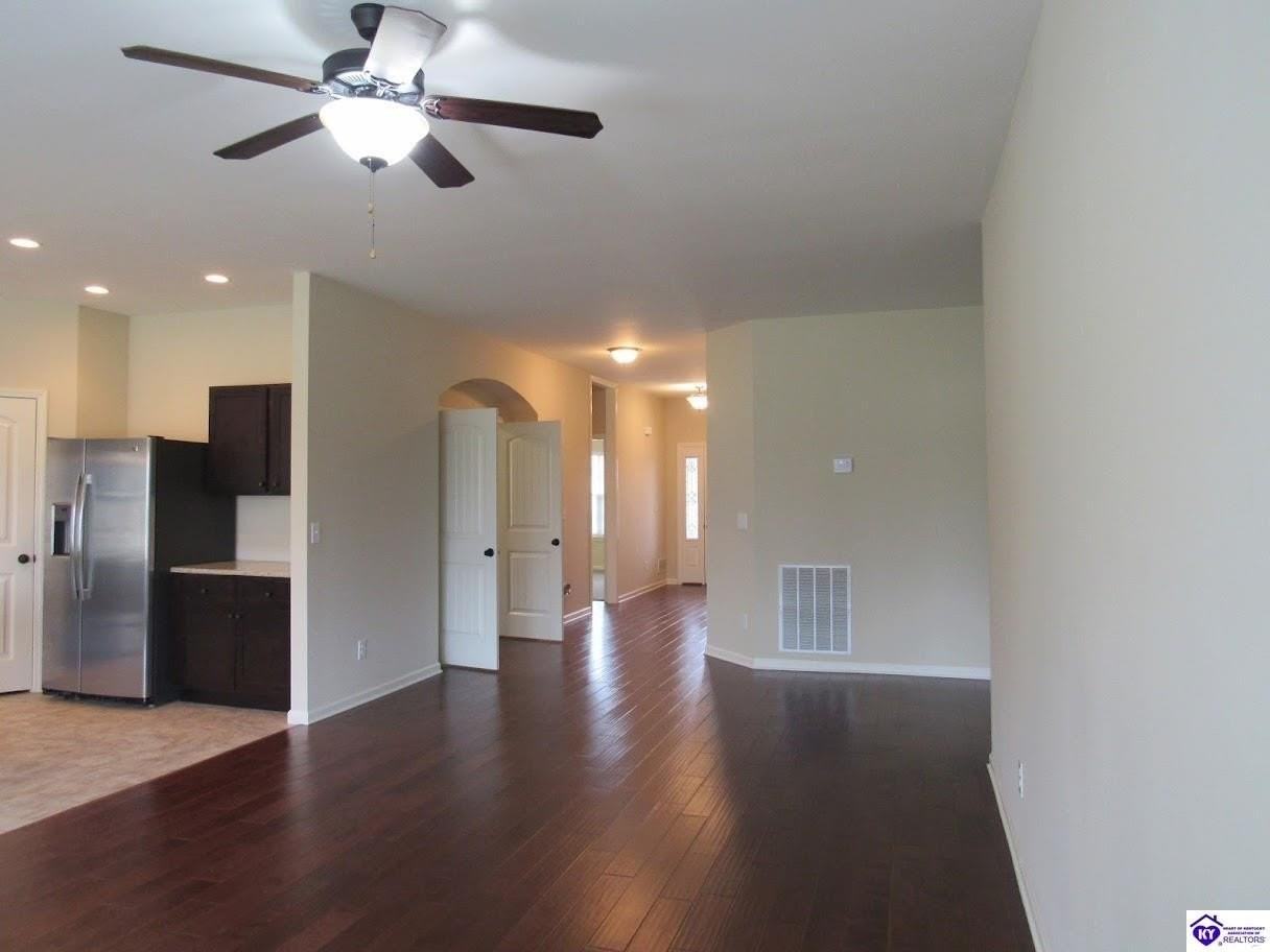 172 Shirley Blvd - Photo 5 of 7