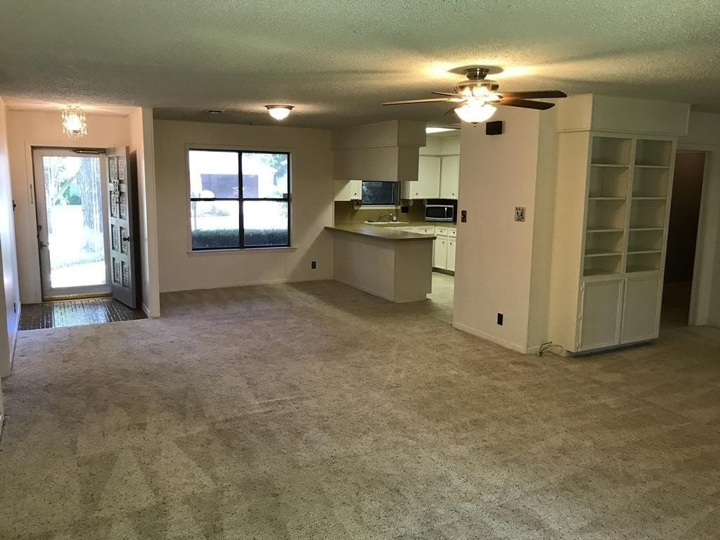 185 Turkey Run - Photo 2 of 21