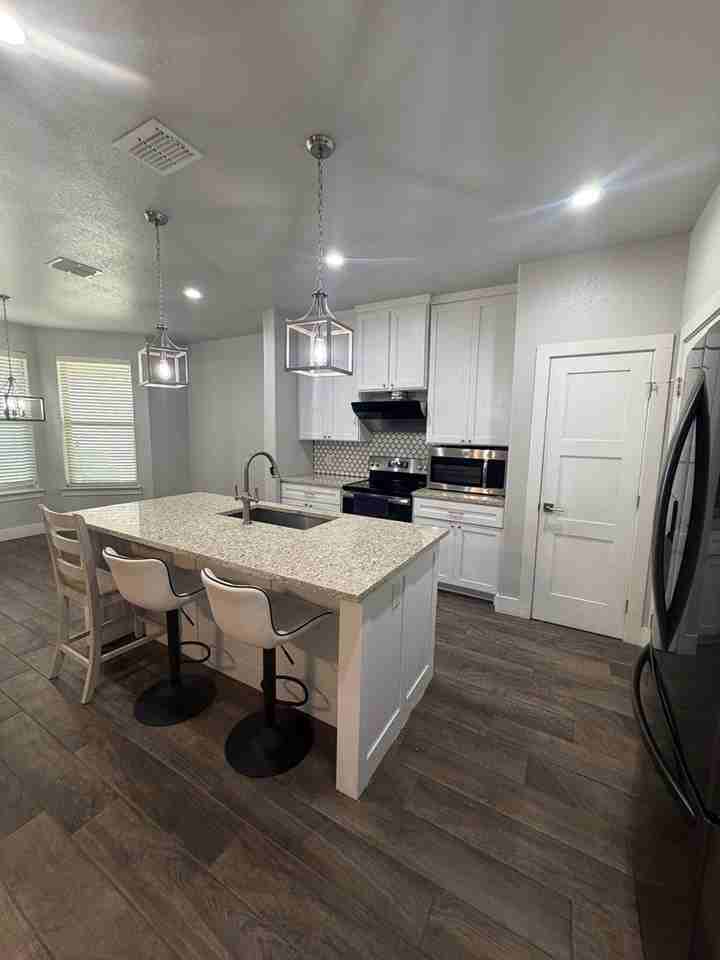 2408 Birkdale Ln - Photo 4 of 21