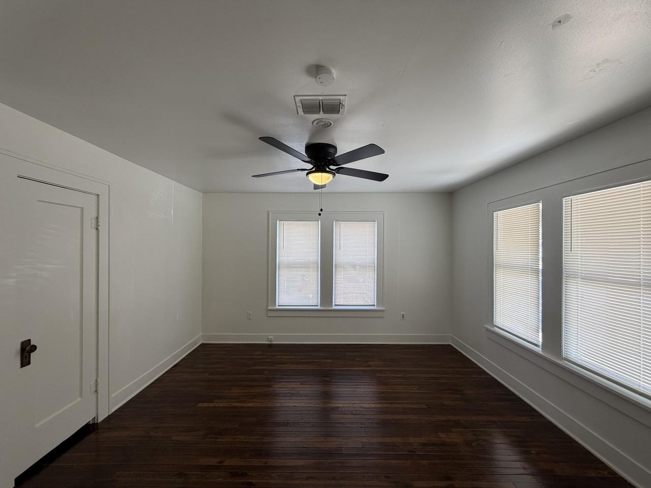 2220 16th Street unit: Front - Photo 7 of 11