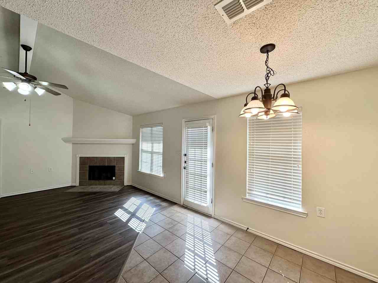 1907 79th St - Photo 4 of 20