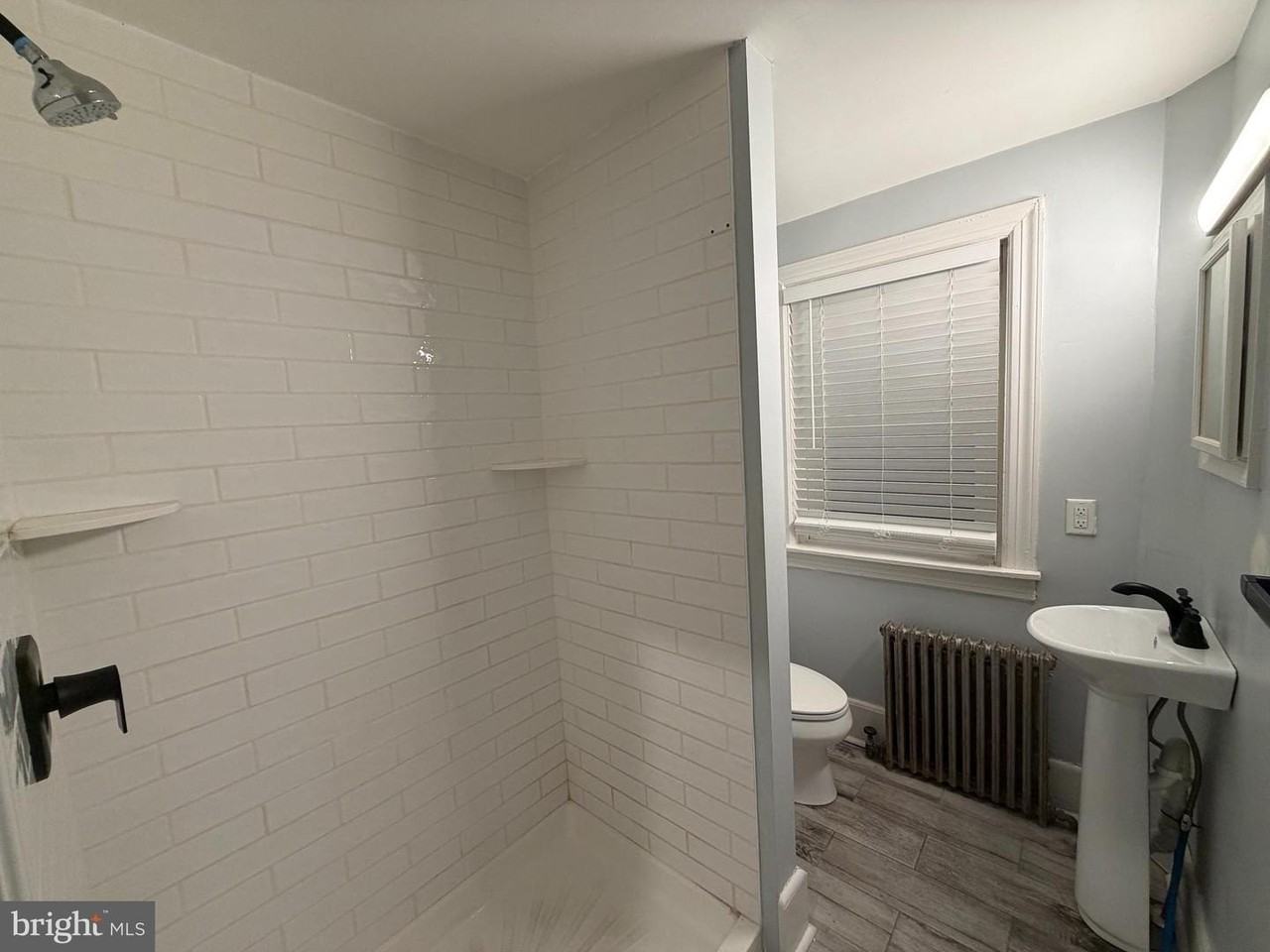 1429 N Clayton St - Photo 7 of 11