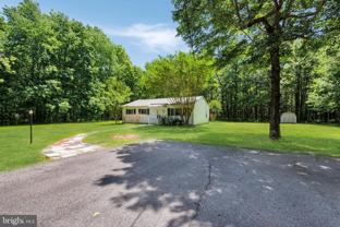 1469 Cedarhurst Rd - Photo 1 of 1