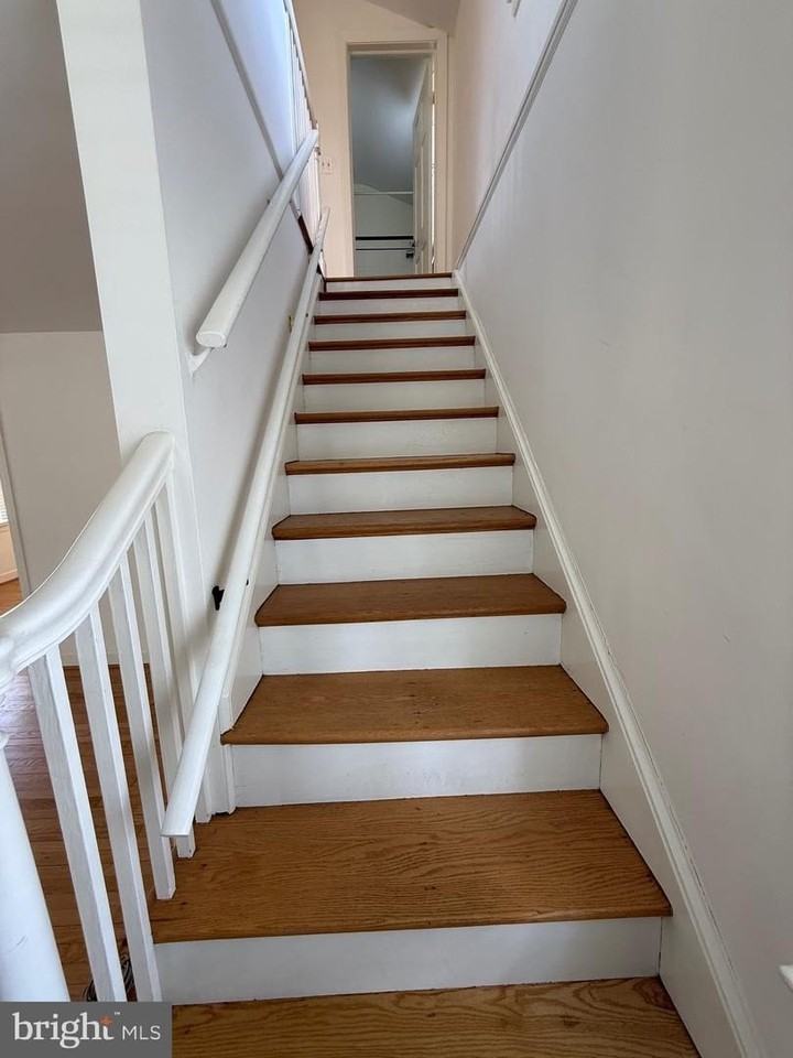 2115 N Potomac St - Photo 6 of 33