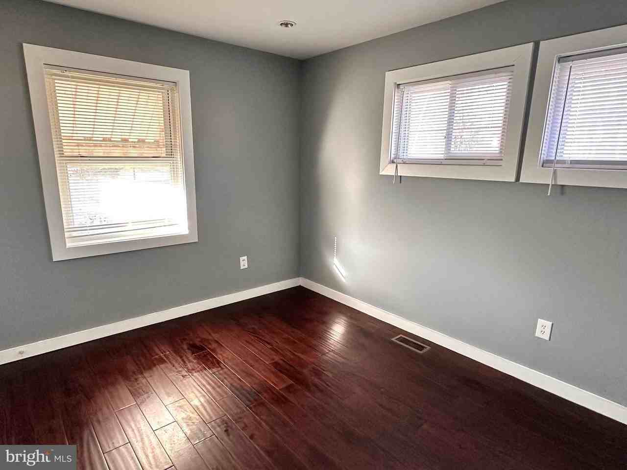 6406 Wilcox Ct - Photo 6 of 14