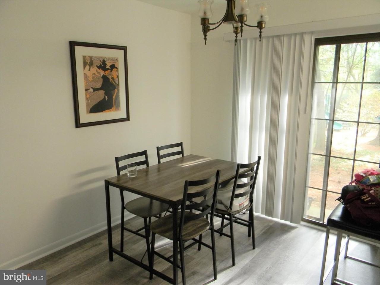 11319 Headlands Ct - Photo 6 of 20