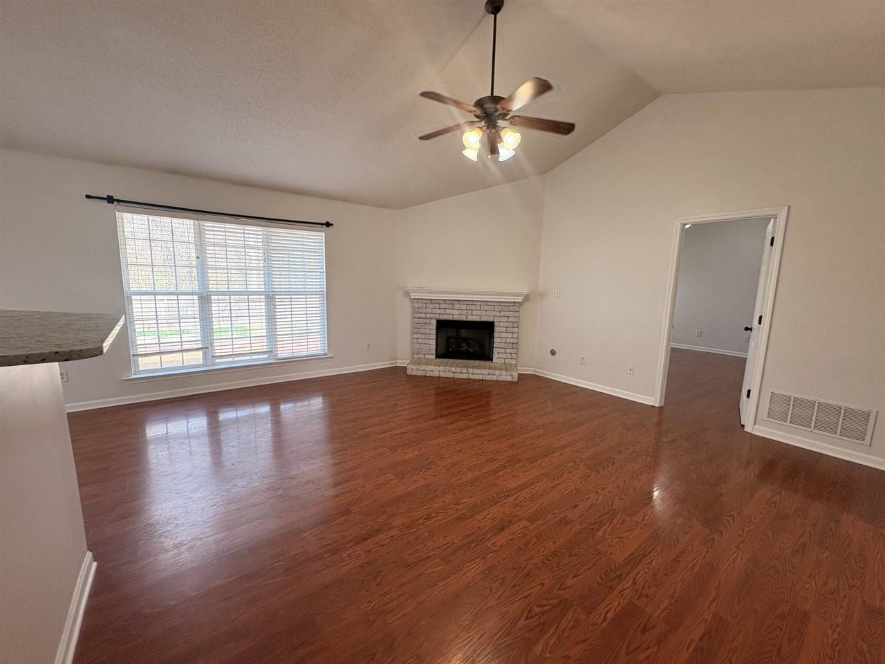 11590 Milton Ridge Cv - Photo 5 of 24