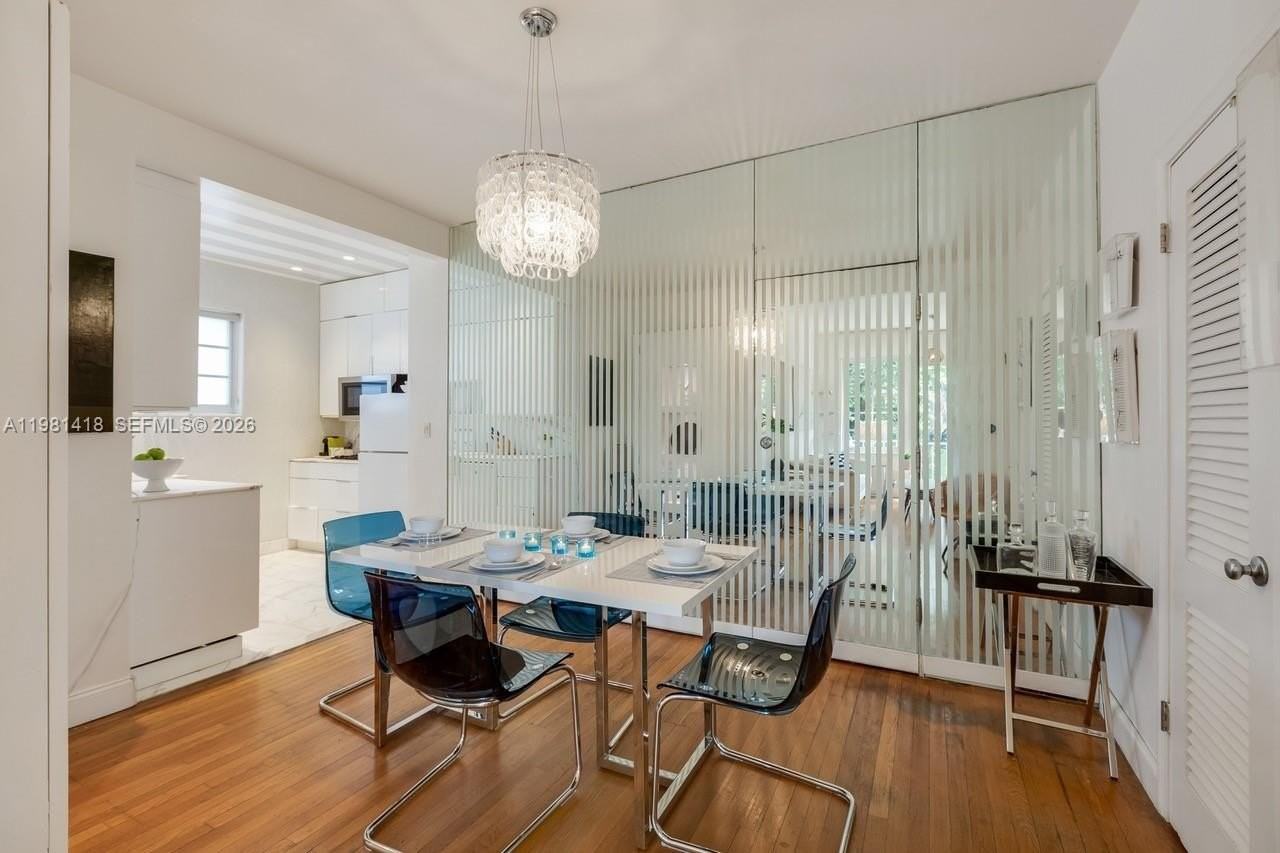 739 11th St #12 - Photo 4 of 16