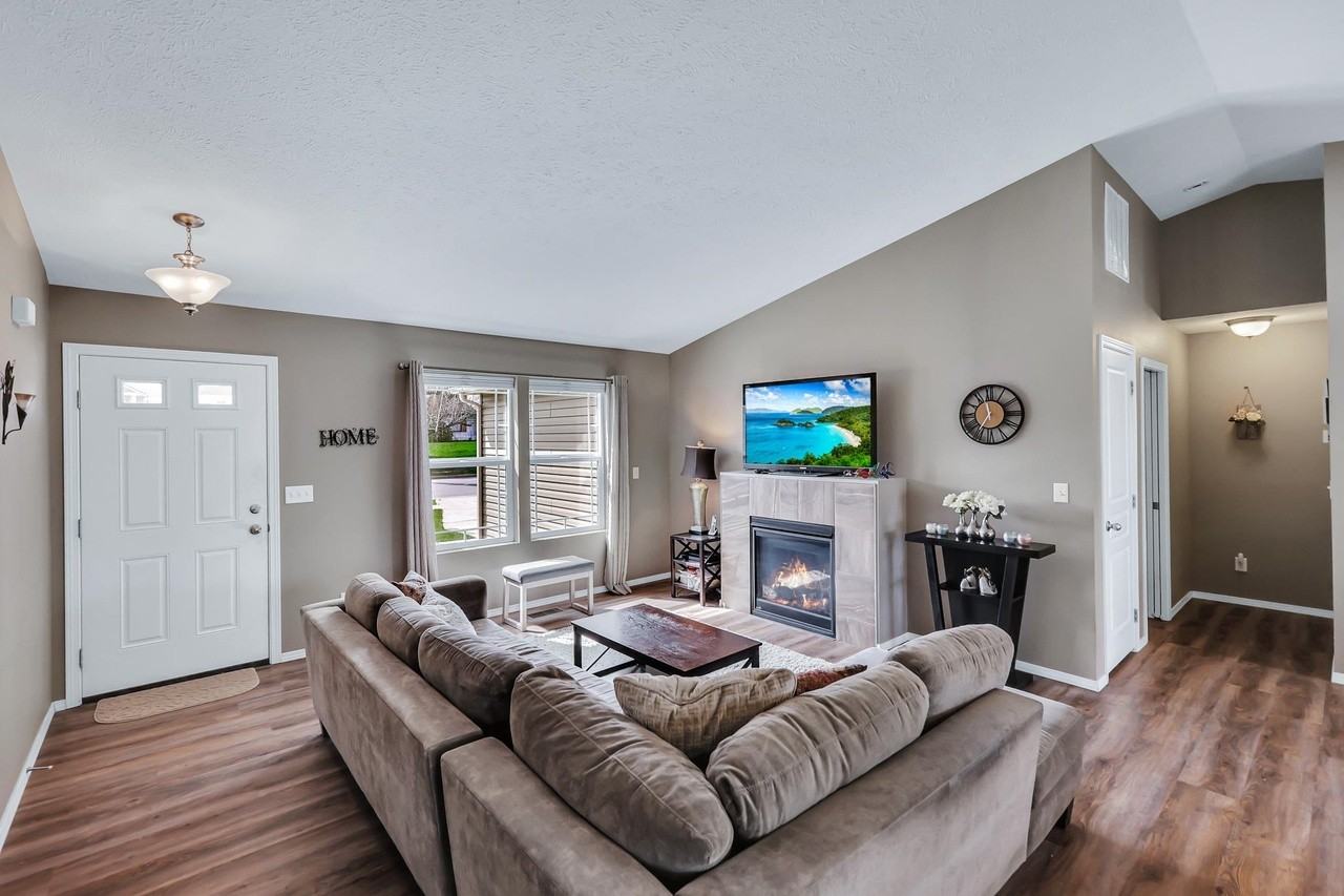 12609 E 12th Ave #1 - Photo 5 of 15