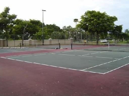 9831 Nob Hill Ct #9831 - Photo 7 of 23