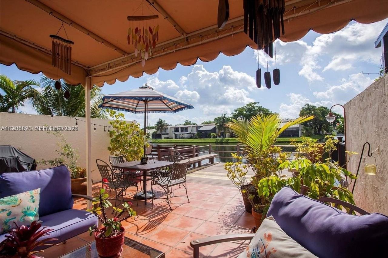 10449 Sw 78th St - Photo 2 of 35