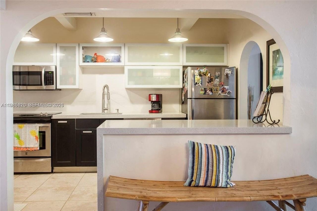 10449 Sw 78th St - Photo 5 of 35