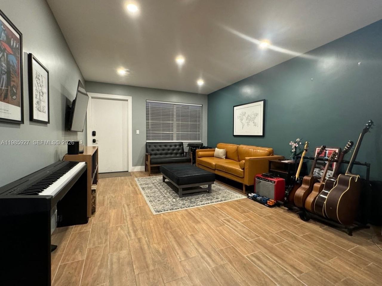 2840 Taylor St #28 - Photo 4 of 12